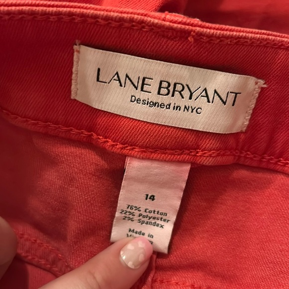 LANE BRYANT Red Stretch Denim Girlfriend Short - Picture 3 of 5